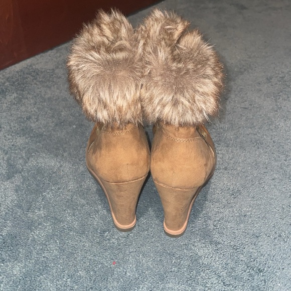 Perfect Fur Heeled Booties - Picture 4 of 7